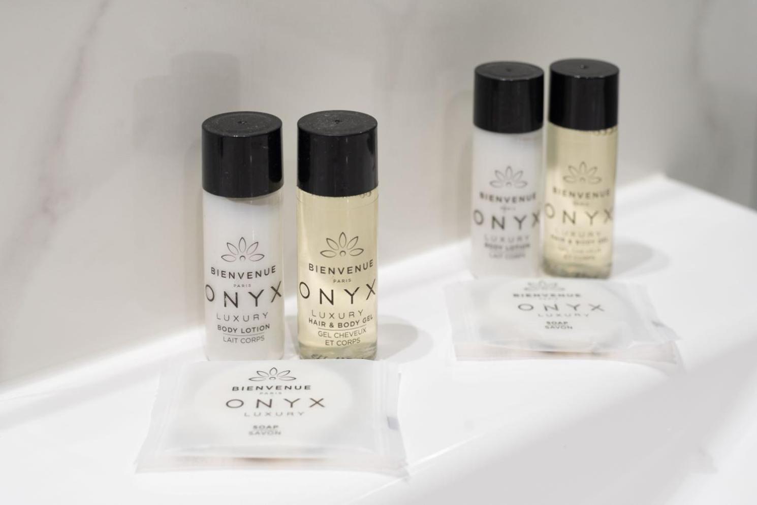אפרטהוטל Sárvár Onyx Luxury מראה חיצוני תמונה